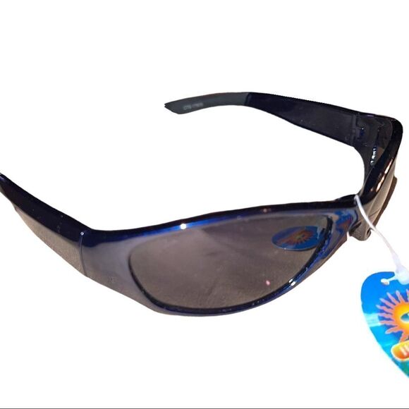 NWT! Blue frame dark tint sunglasses! - Picture 7 of 10